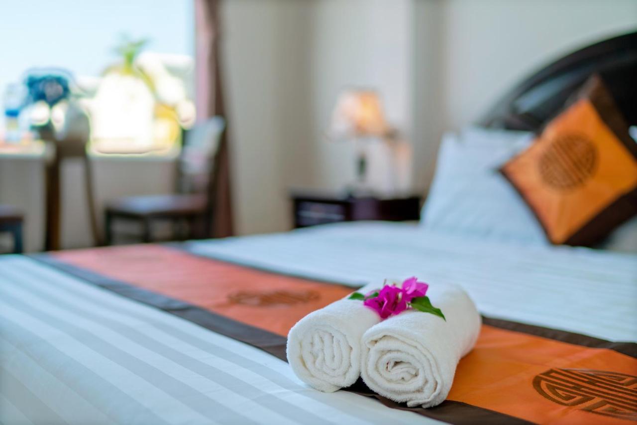 Sam Sam Homestay Хойан Экстерьер фото